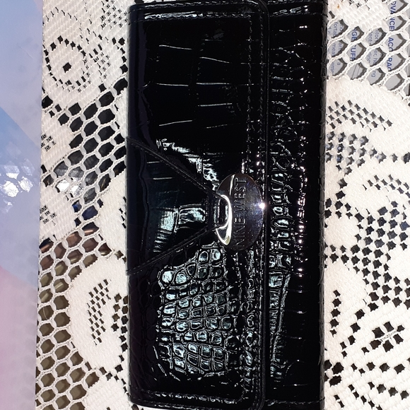 Nine West Handbags - Nine West Womens Wallet Black Faux Snake Skin